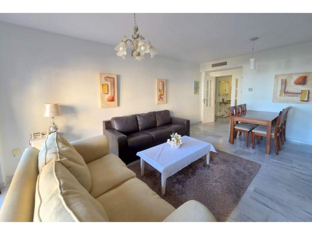 2 Bed Apartment for sale in La Duquesa Costa Del Sol, Málaga, Spain