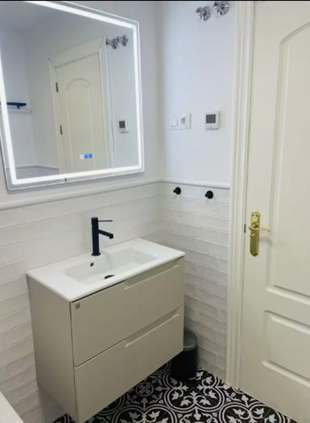 2 Bed Apartment for sale in Cerros Del Aguila Costa Del Sol, Málaga, Spain