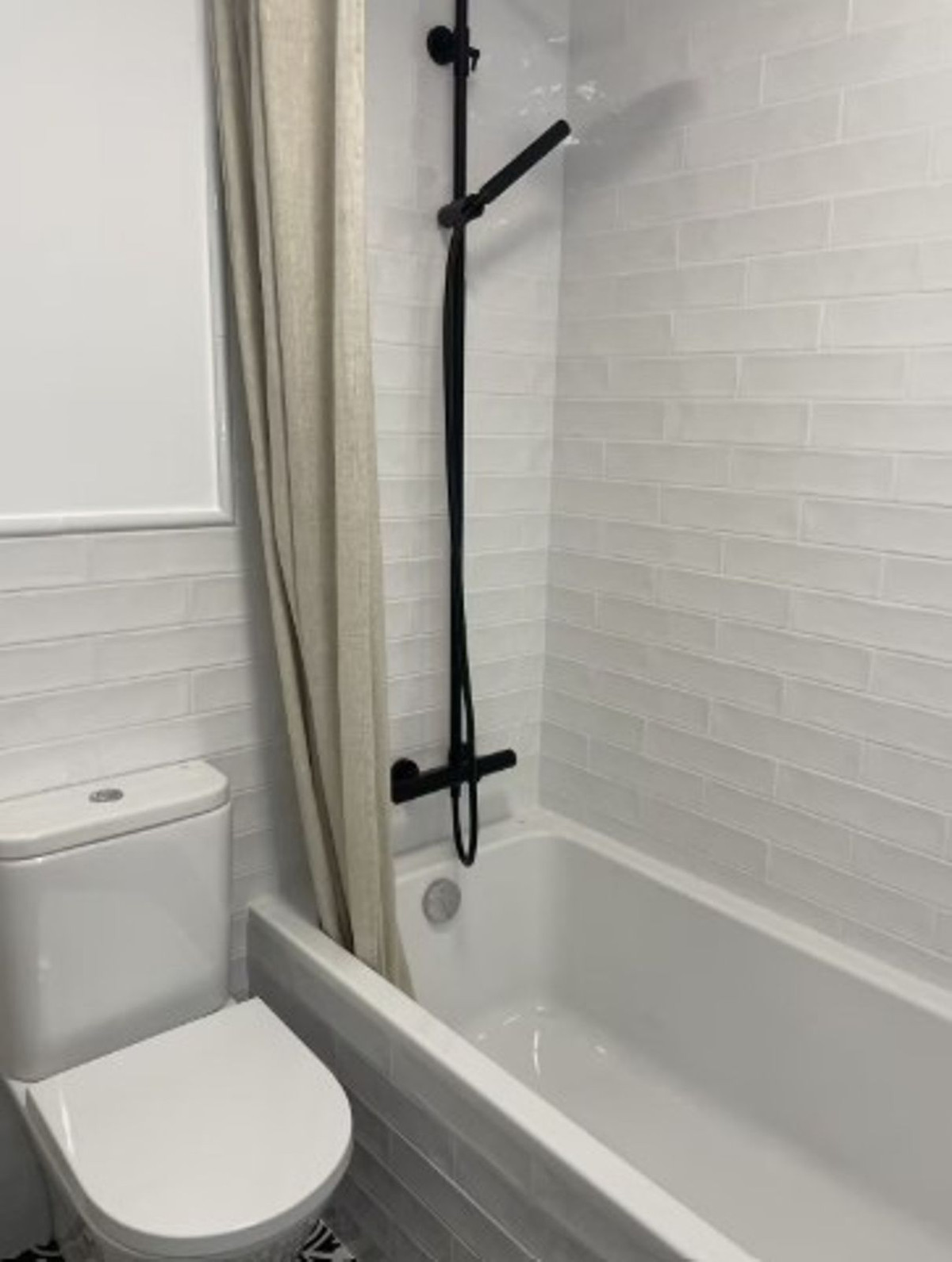 2 Bed Apartment for sale in Cerros Del Aguila Costa Del Sol, Málaga, Spain