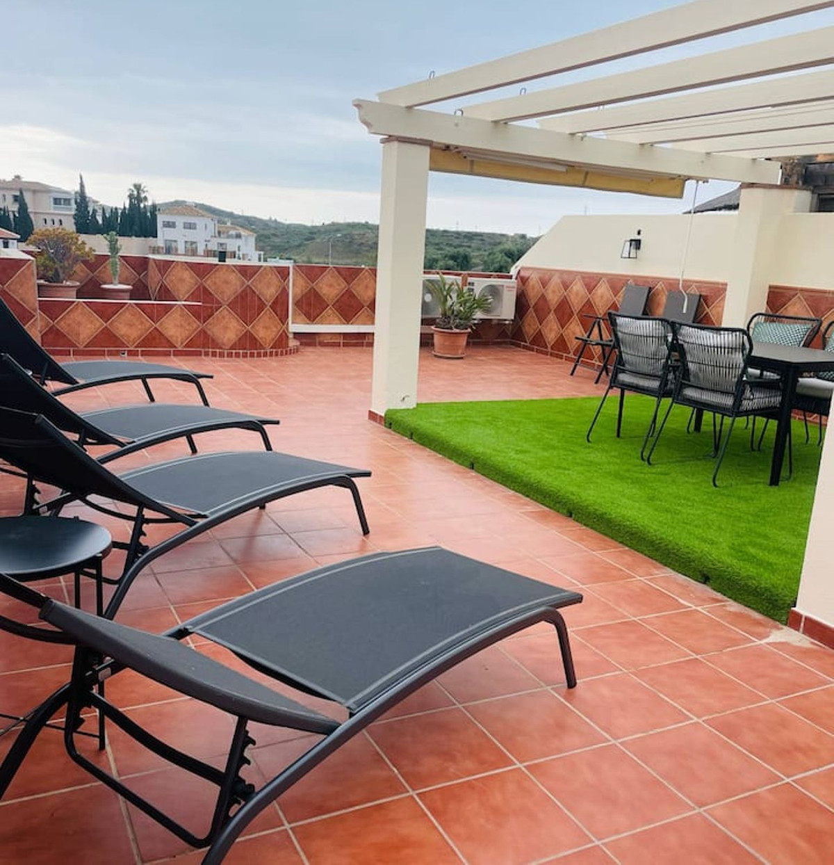2 Bed Apartment for sale in Cerros Del Aguila Costa Del Sol, Málaga, Spain