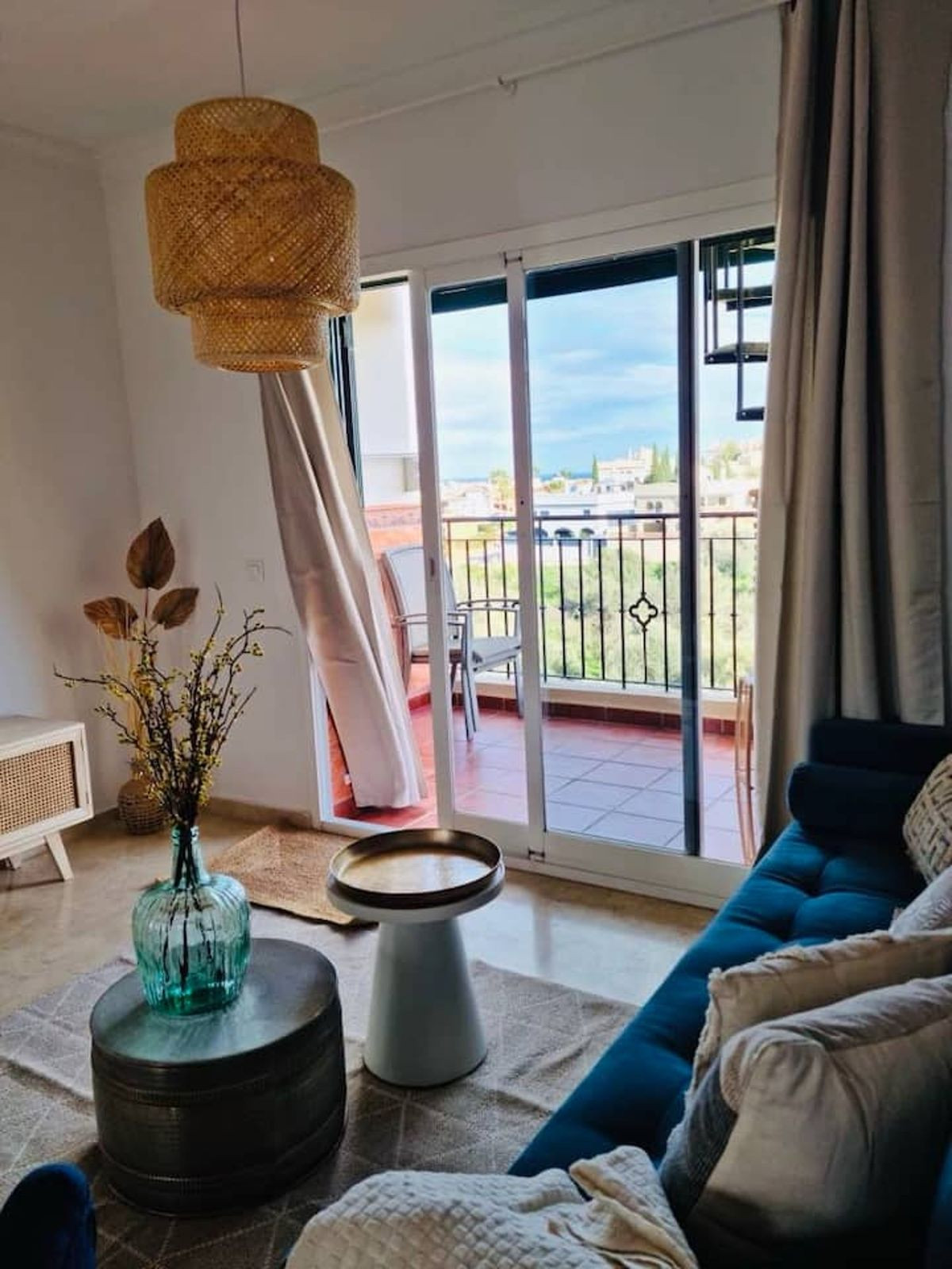 2 Bed Apartment for sale in Cerros Del Aguila Costa Del Sol, Málaga, Spain