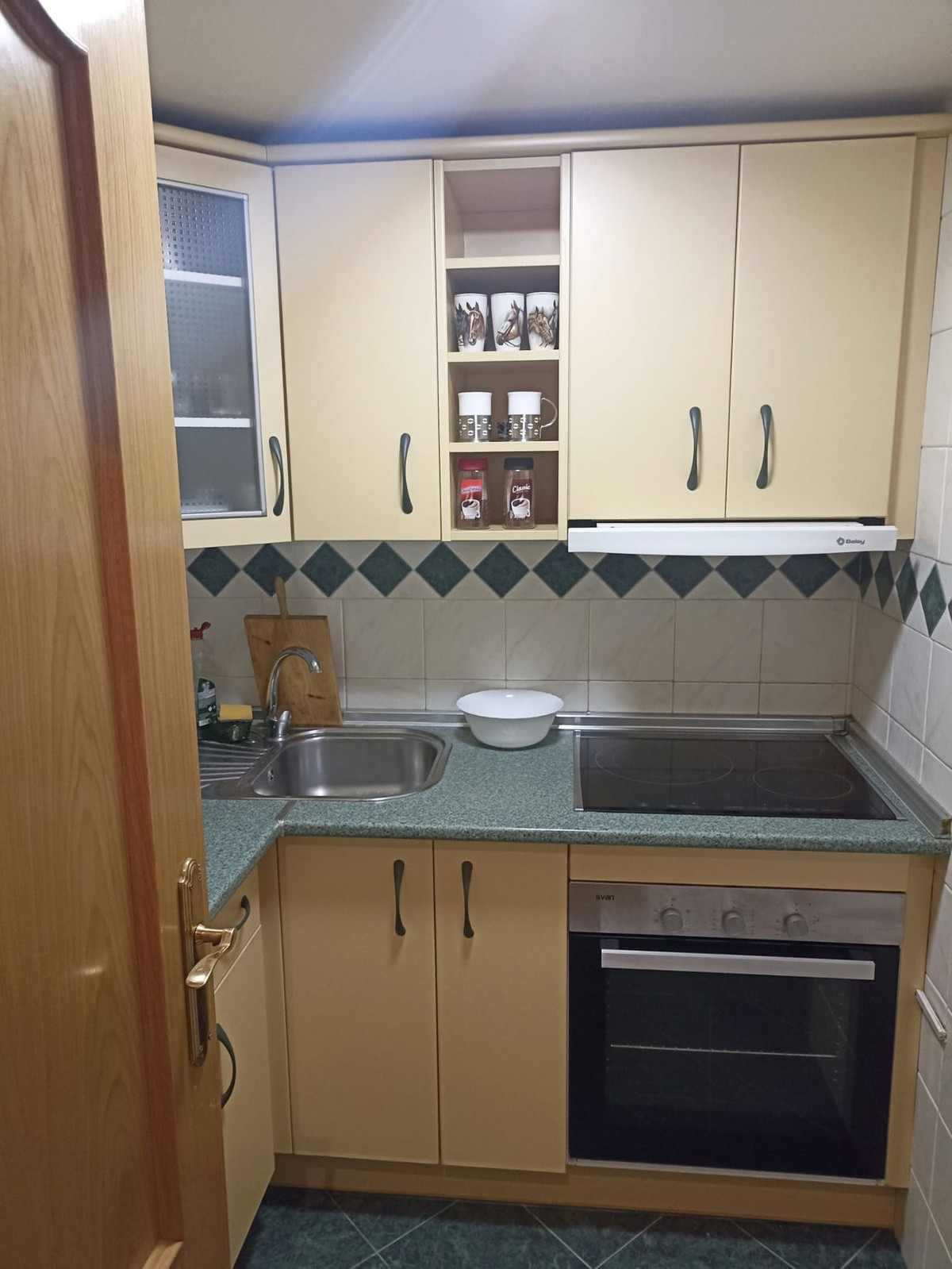 1 Bed Apartment for sale in Fuengirola Costa Del Sol, Málaga, Spain