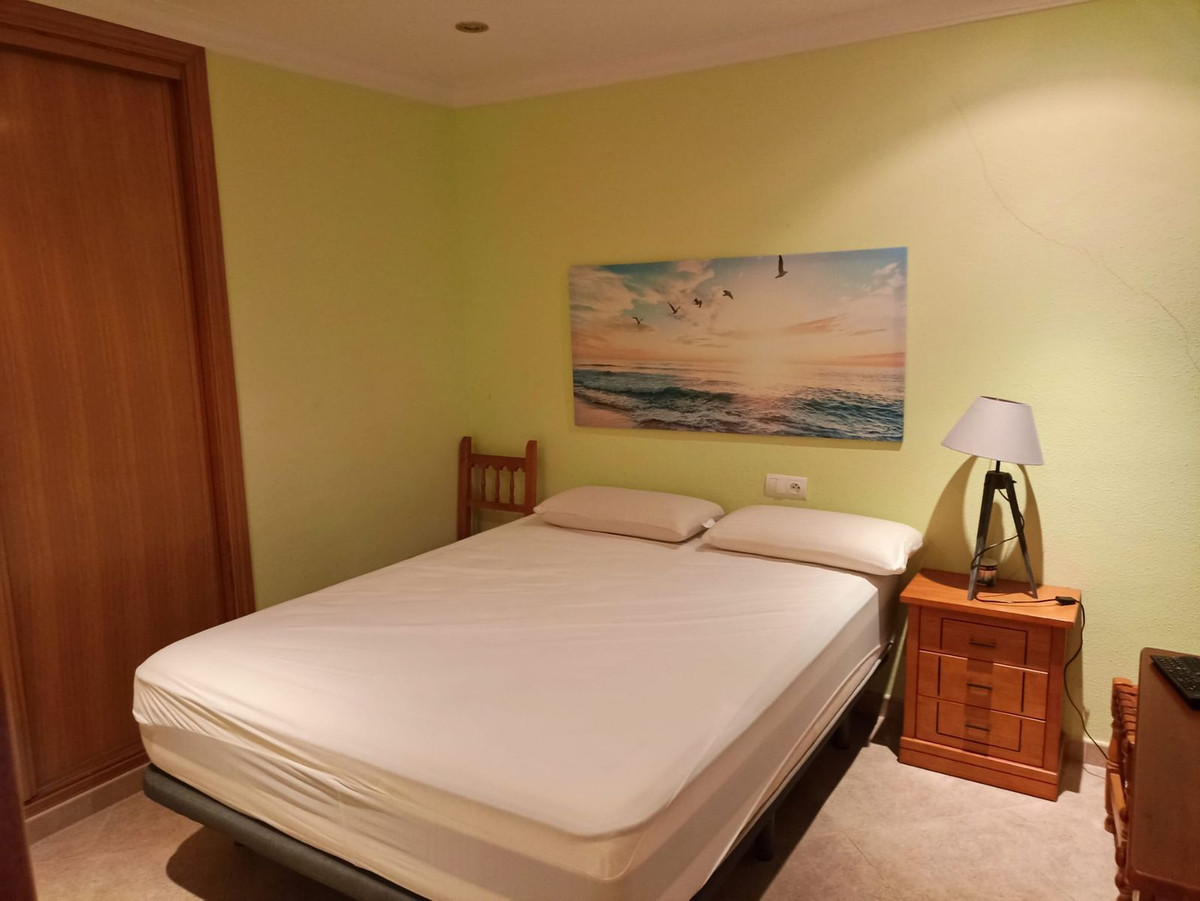 1 Bed Apartment for sale in Fuengirola Costa Del Sol, Málaga, Spain