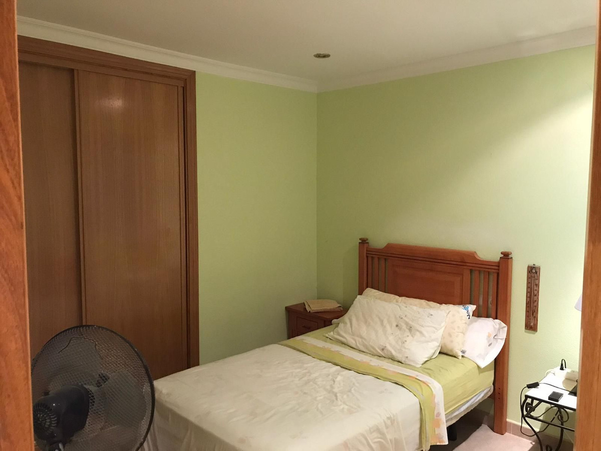 1 Bed Apartment for sale in Fuengirola Costa Del Sol, Málaga, Spain