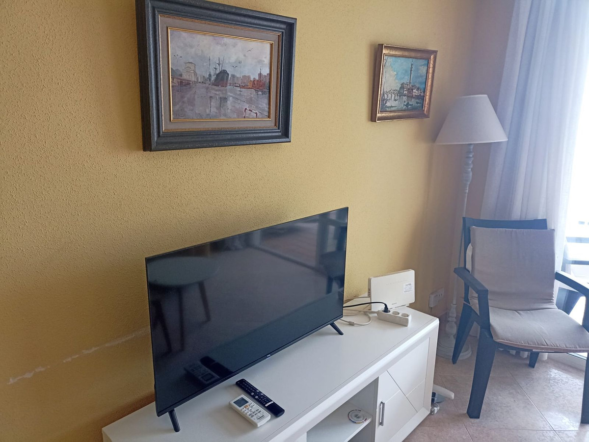 1 Bed Apartment for sale in Fuengirola Costa Del Sol, Málaga, Spain