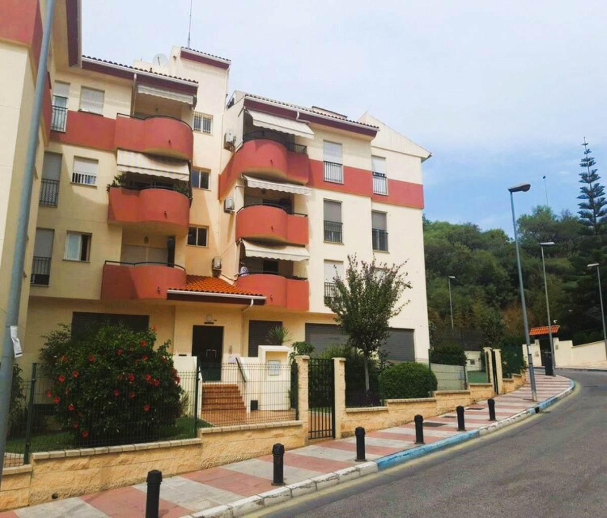 Se vende Apartamento Planta Media de 3 dormitorios en Costa Del Sol, Málaga, España