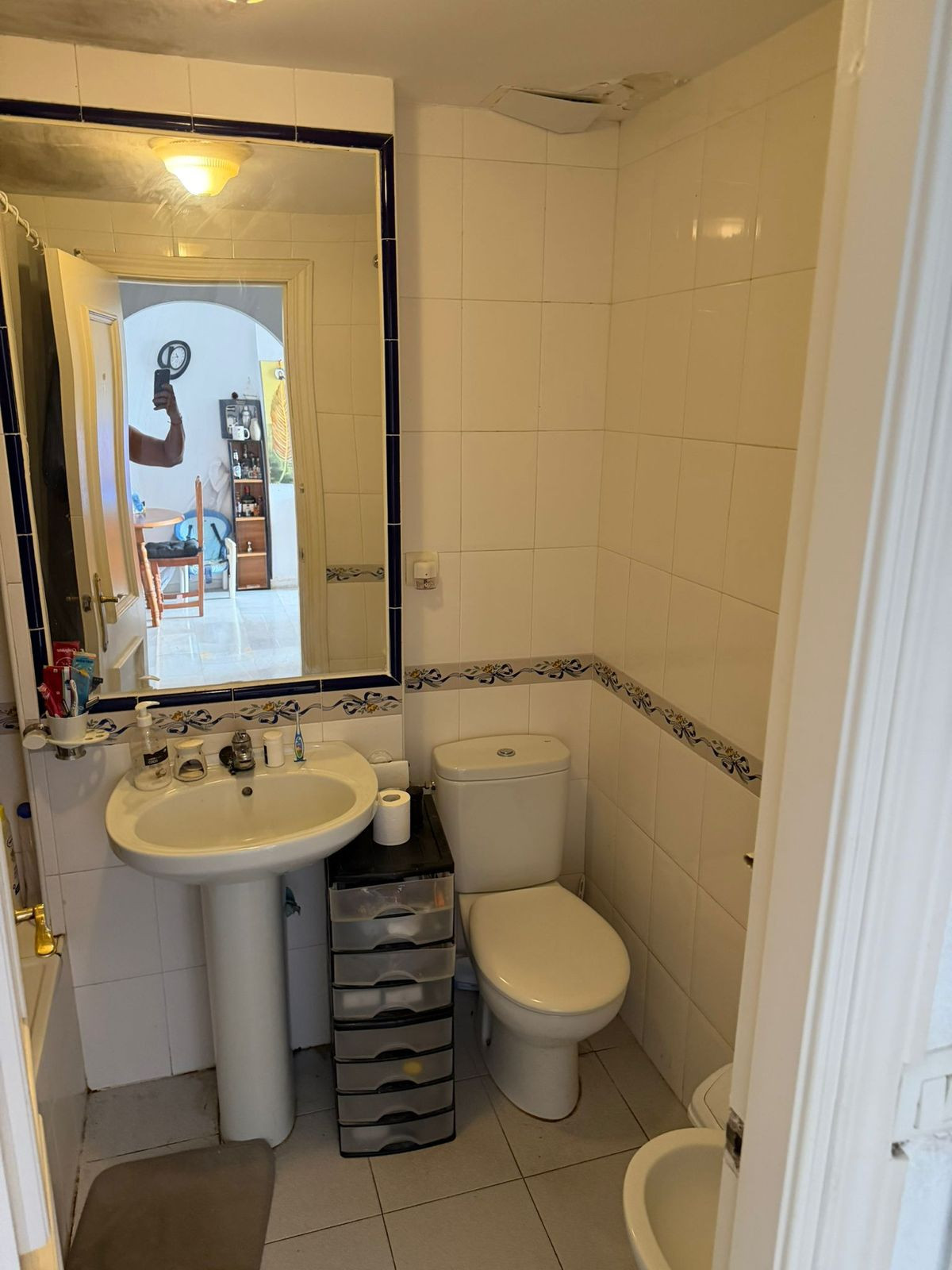 Se vende Apartamento Planta Media de 2 dormitorios en Costa Del Sol, Málaga, España