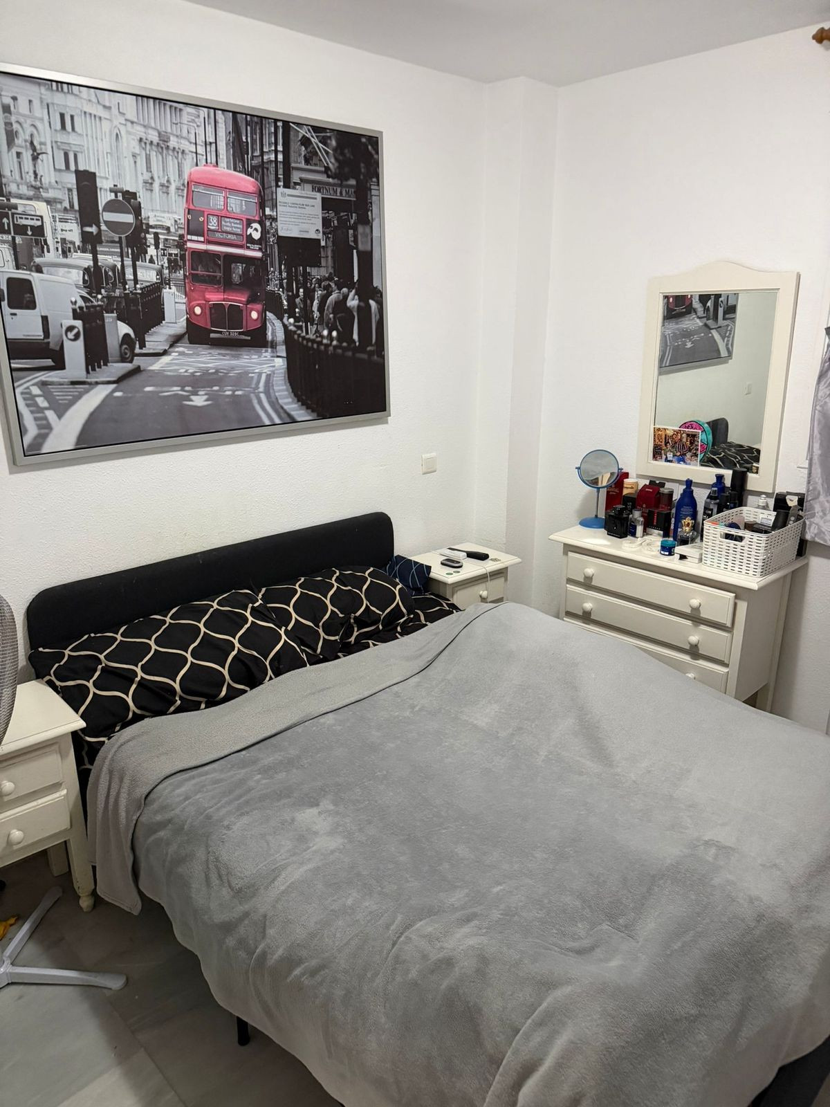 Se vende Apartamento Planta Media de 2 dormitorios en Costa Del Sol, Málaga, España