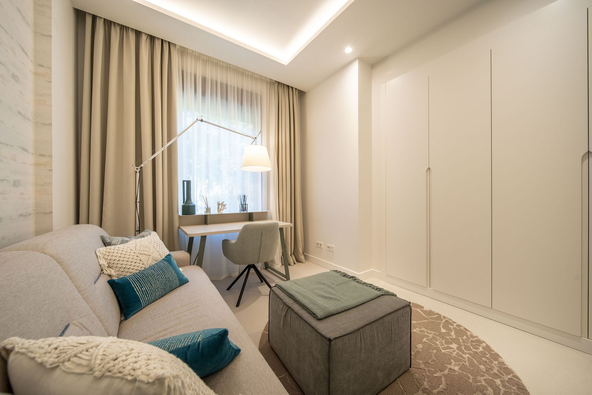 4 Bed Townhouse for sale in Marbella Costa Del Sol, Málaga, Spain