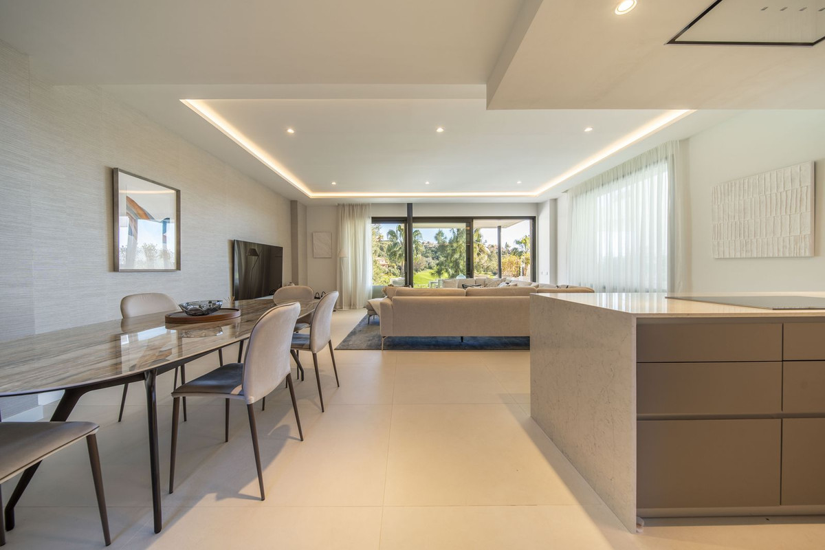 4 Bed Townhouse for sale in Marbella Costa Del Sol, Málaga, Spain