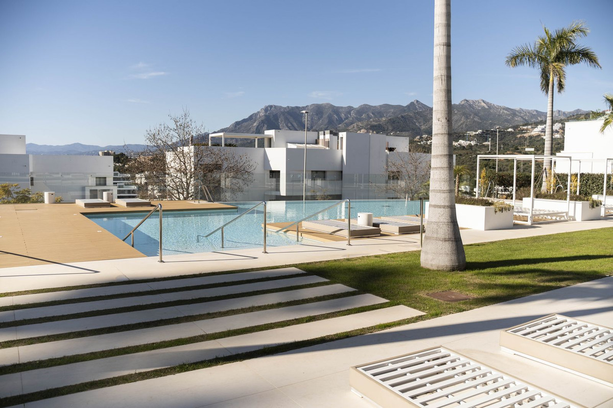 4 Bed Townhouse for sale in Marbella Costa Del Sol, Málaga, Spain