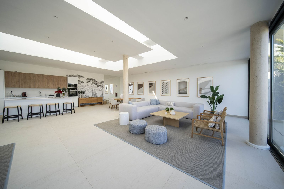 4 Bed Townhouse for sale in Marbella Costa Del Sol, Málaga, Spain