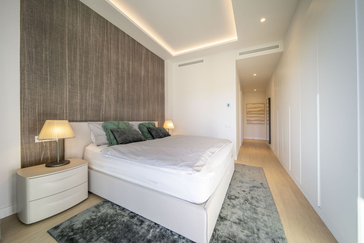 4 Bed Townhouse for sale in Marbella Costa Del Sol, Málaga, Spain