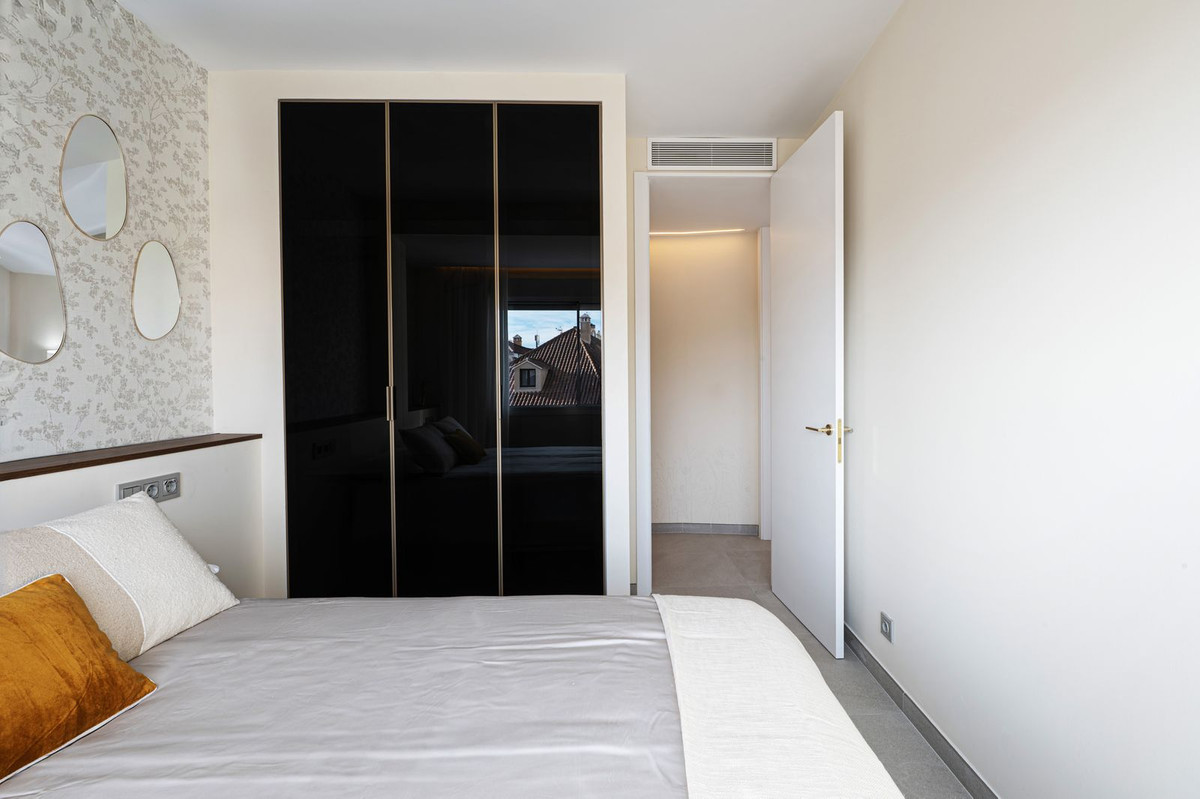 3 Bed Apartment for sale in Málaga Costa Del Sol, Málaga, Spain