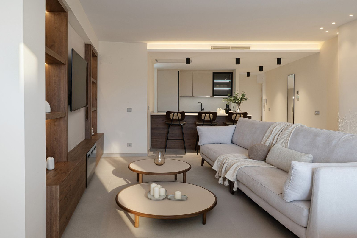 3 Bed Apartment for sale in Málaga Costa Del Sol, Málaga, Spain