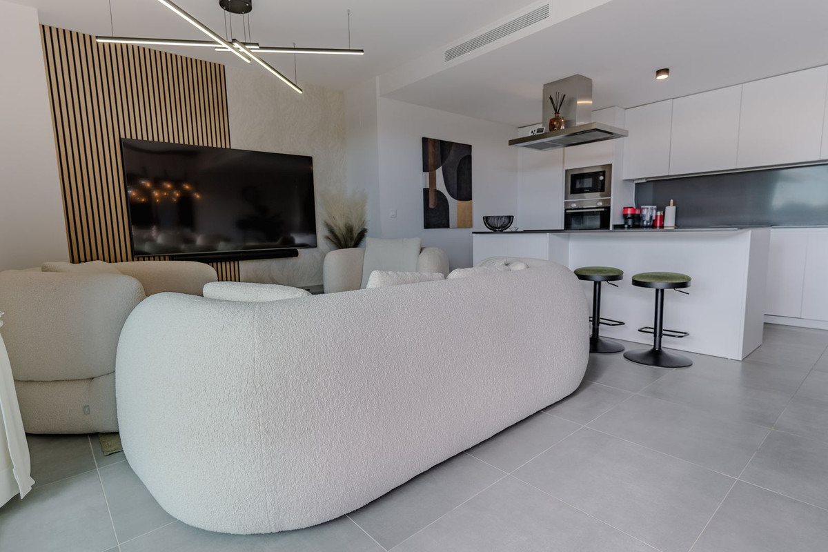 3 Bed Apartment for sale in Selwo Costa Del Sol, Málaga, Spain