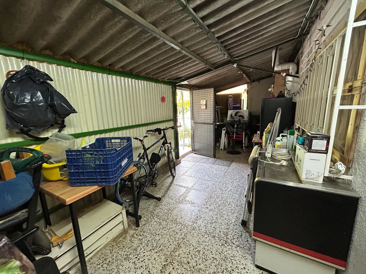 Se vende Villa - Chalet de 4 dormitorios en Costa Calida, Murcia, España