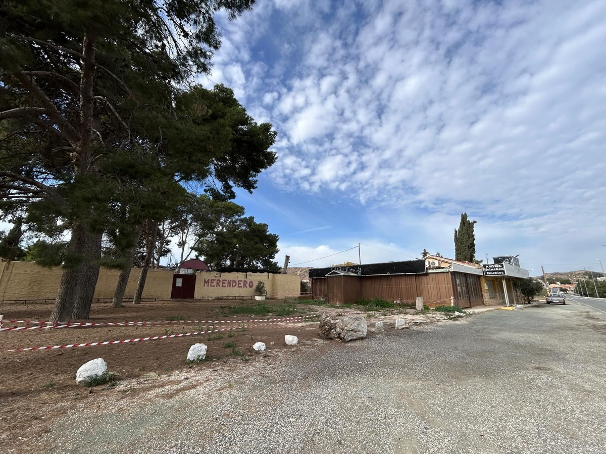Se vende Villa - Chalet de 4 dormitorios en Costa Calida, Murcia, España