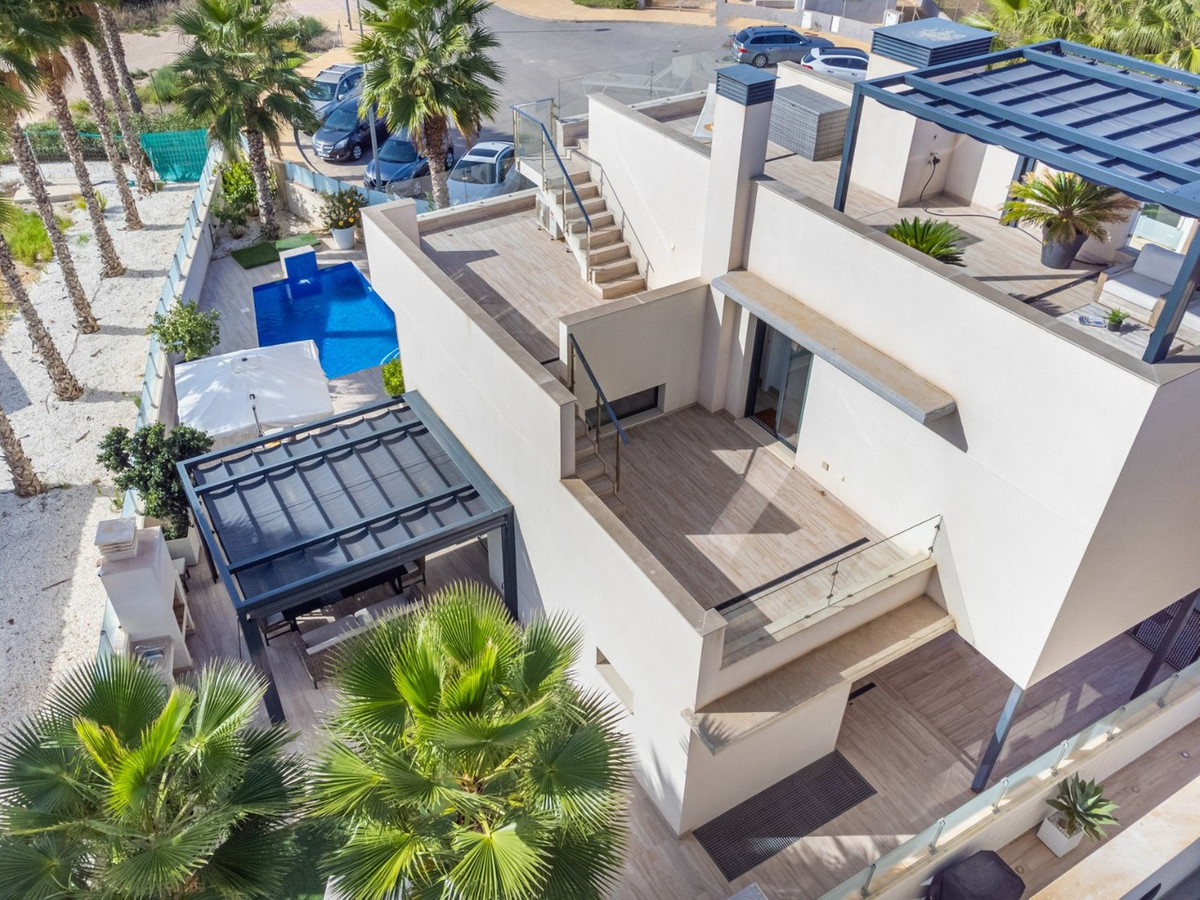 5 Bed Townhouse for sale in Cabo Roig Costa Blanca, Alicante, Spain