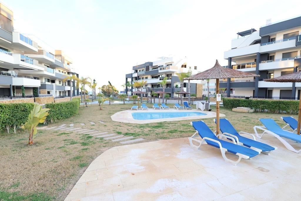 2 Bed Apartment for sale in Punta Prima Costa Blanca, Alicante, Spain