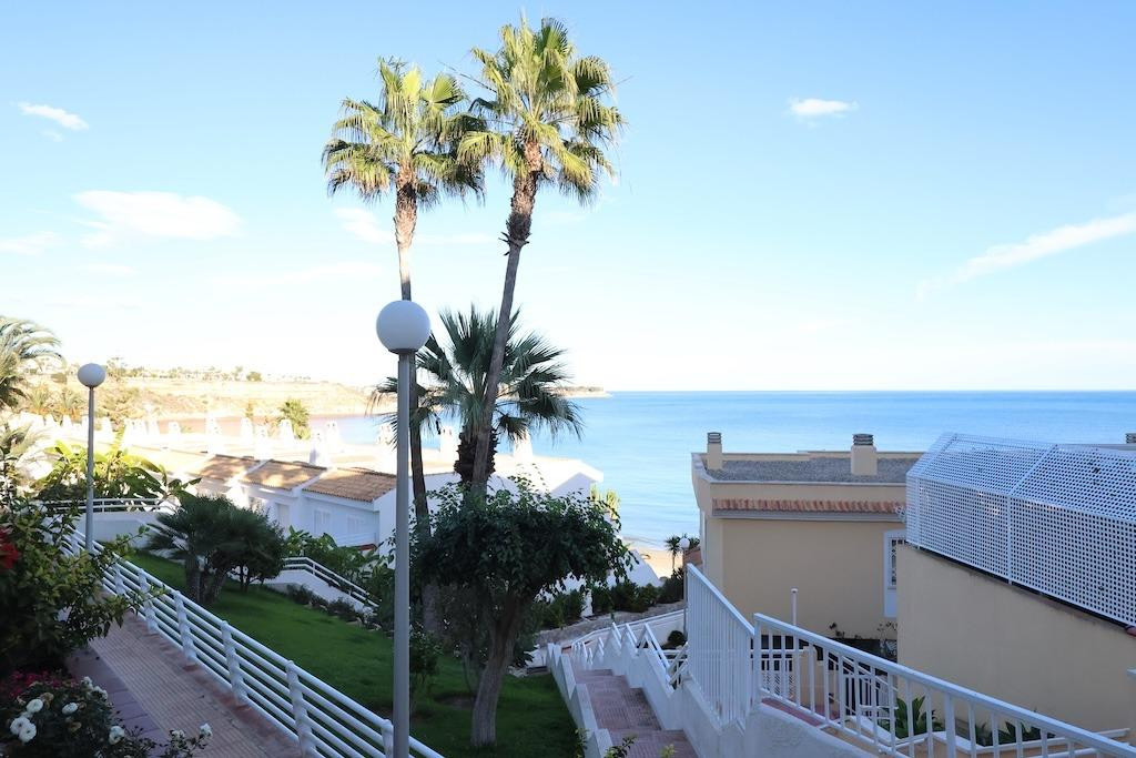 Se vende Bungalow de 2 dormitorios en Costa Blanca, Alicante, España