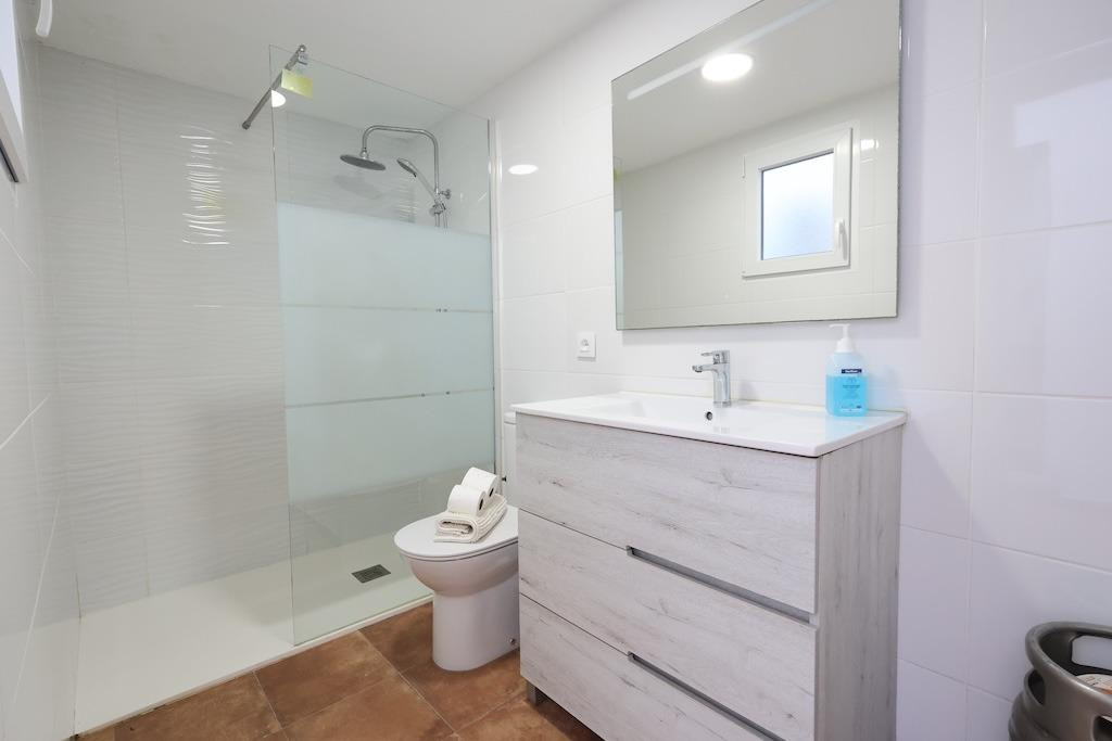Se vende Bungalow de 2 dormitorios en Costa Blanca, Alicante, España