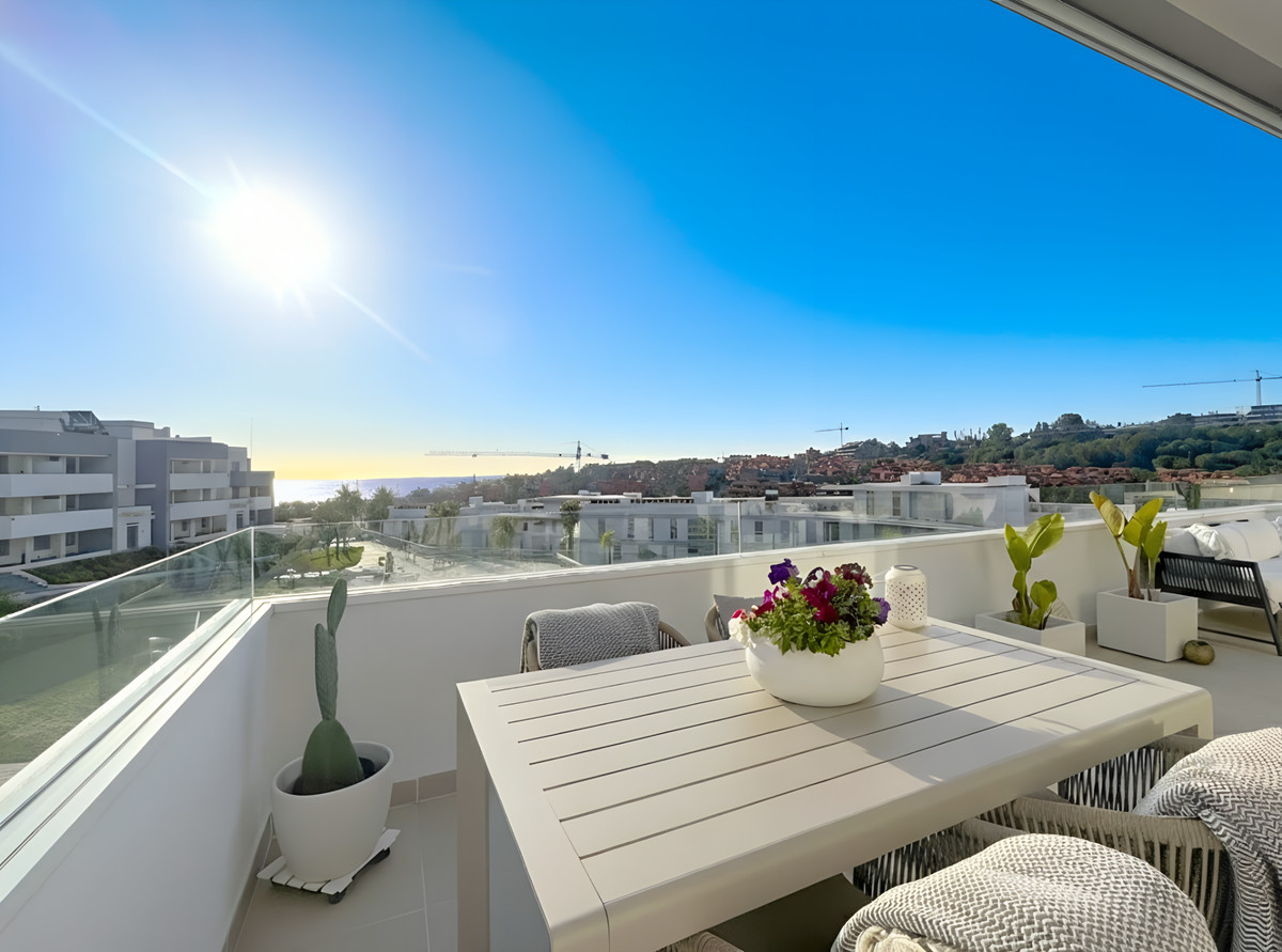 2 Bed Apartment for sale in Estepona Costa Del Sol, Málaga, Spain