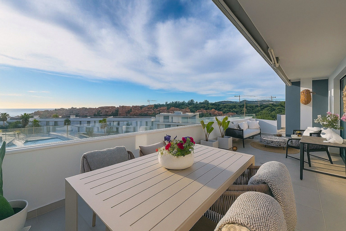 2 Bed Apartment for sale in Estepona Costa Del Sol, Málaga, Spain