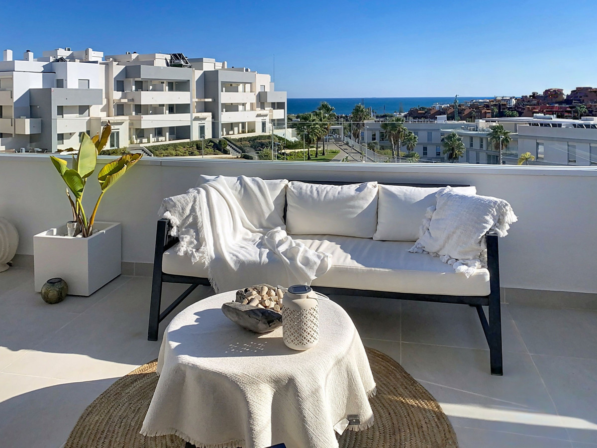 2 Bed Apartment for sale in Estepona Costa Del Sol, Málaga, Spain