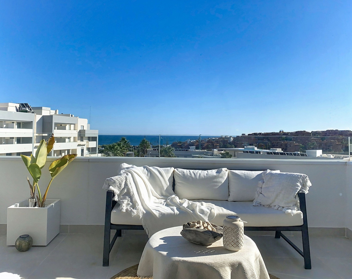 2 Bed Apartment for sale in Estepona Costa Del Sol, Málaga, Spain