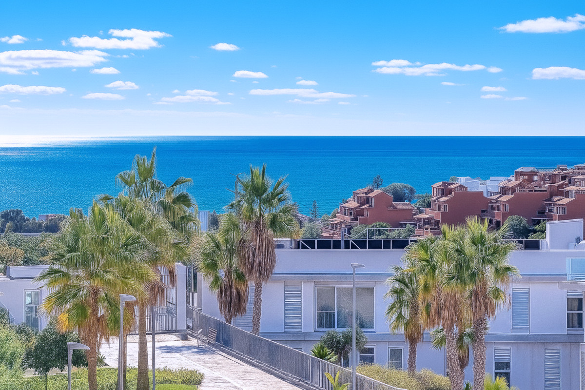2 Bed Apartment for sale in Estepona Costa Del Sol, Málaga, Spain