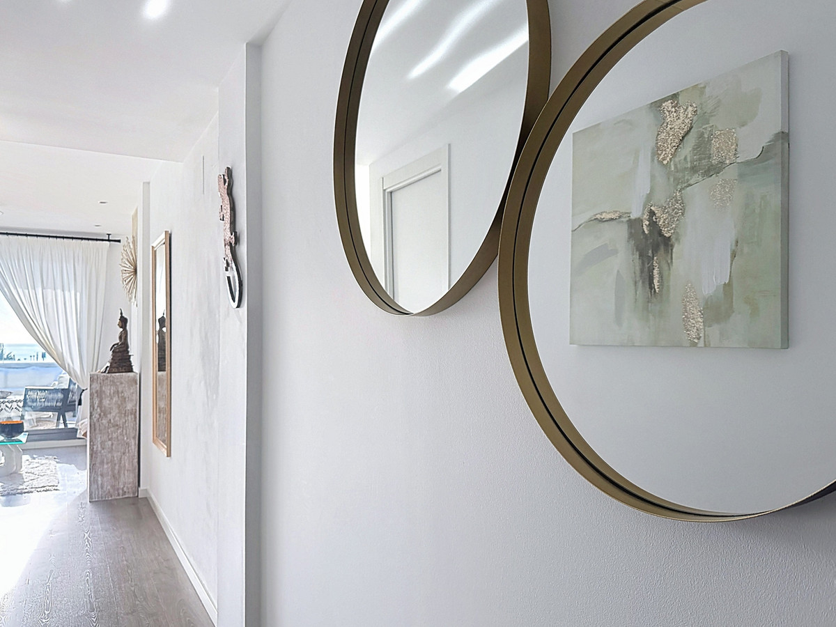 2 Bed Apartment for sale in Estepona Costa Del Sol, Málaga, Spain