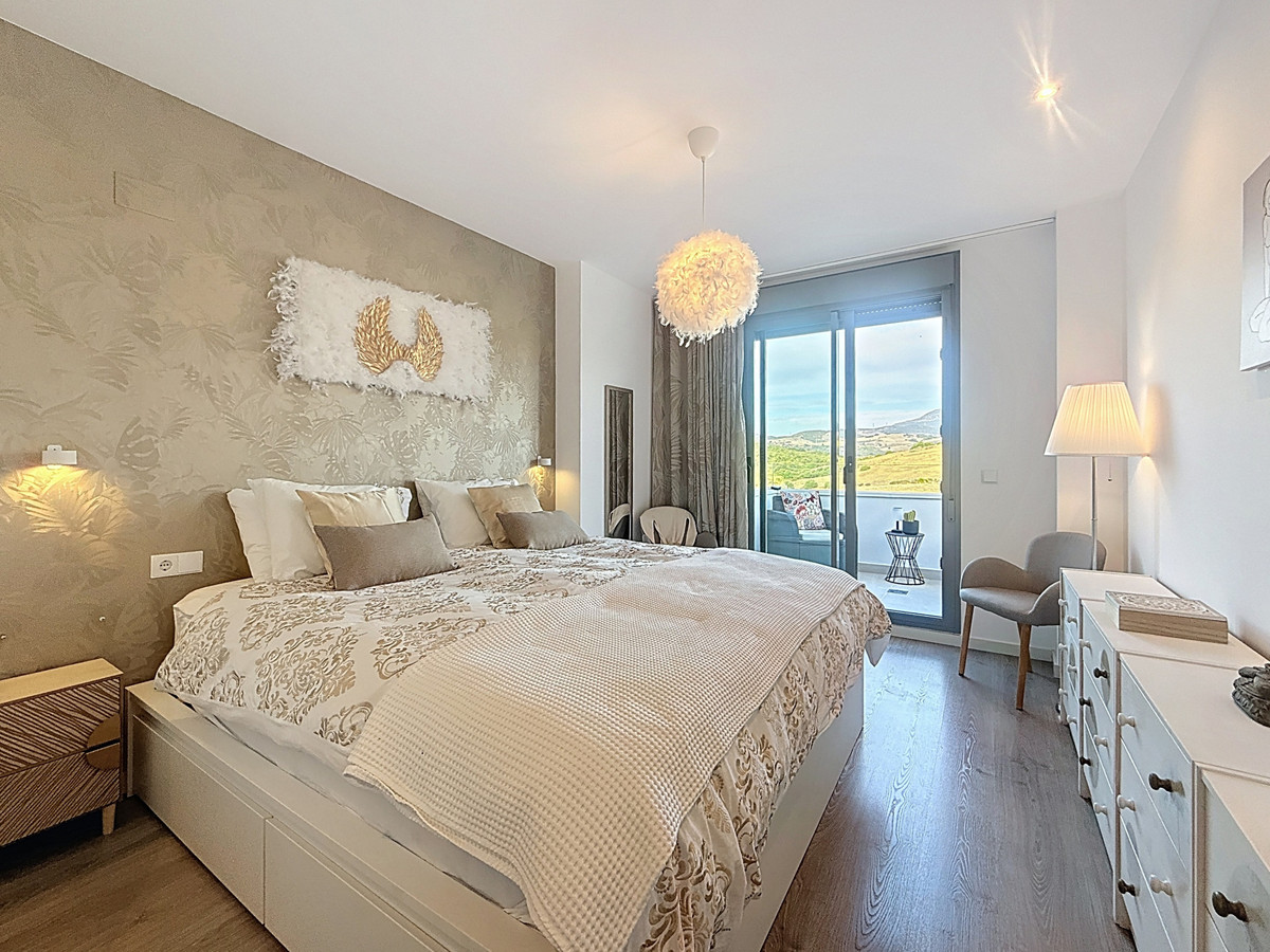 2 Bed Apartment for sale in Estepona Costa Del Sol, Málaga, Spain