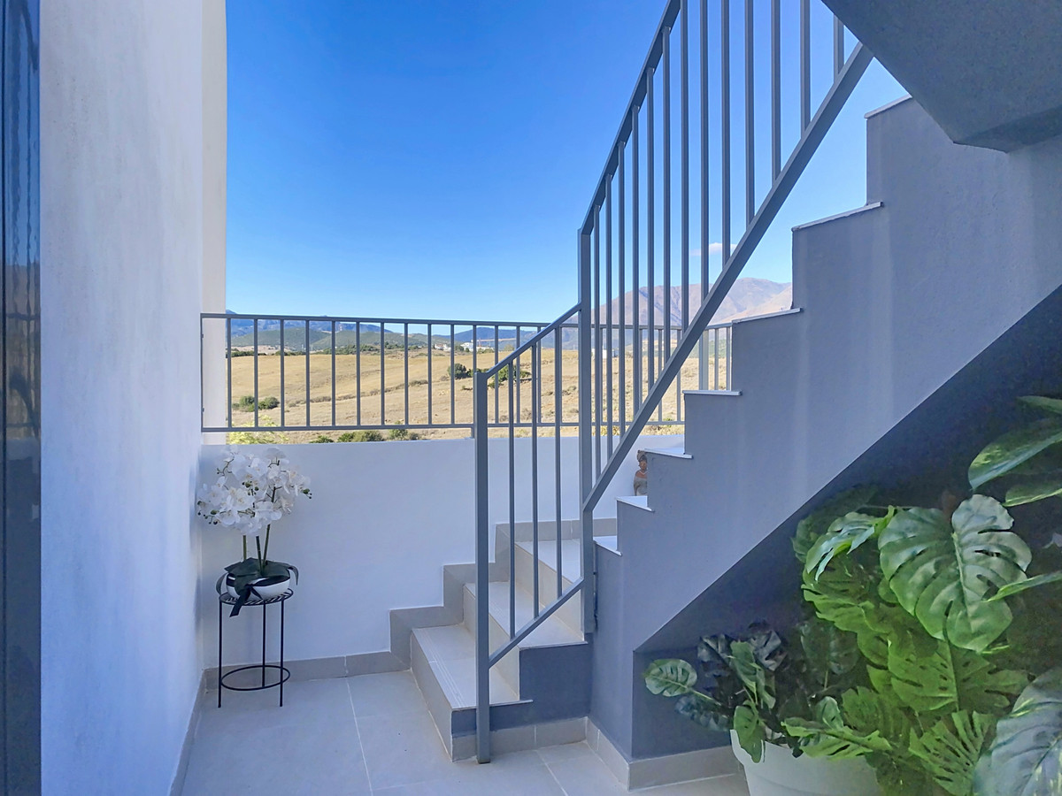 2 Bed Apartment for sale in Estepona Costa Del Sol, Málaga, Spain
