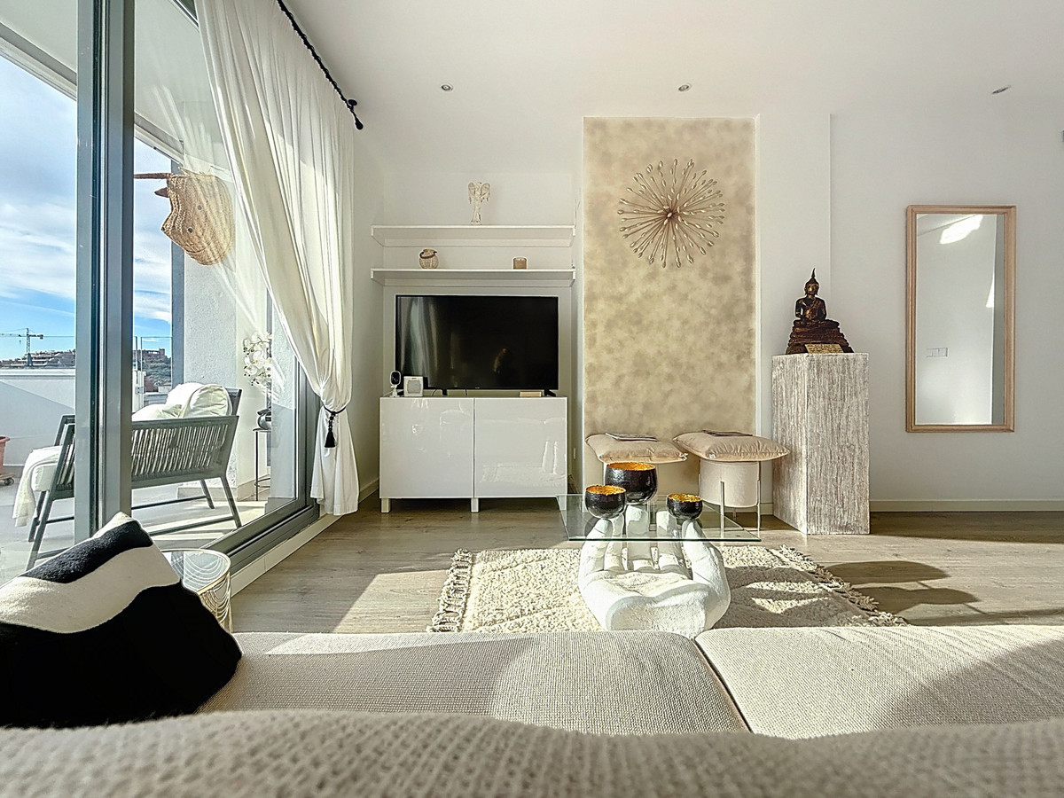 2 Bed Apartment for sale in Estepona Costa Del Sol, Málaga, Spain