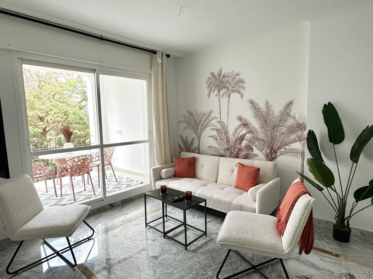 Se vende Apartamento Planta Media de 2 dormitorios en Costa Del Sol, Málaga, España