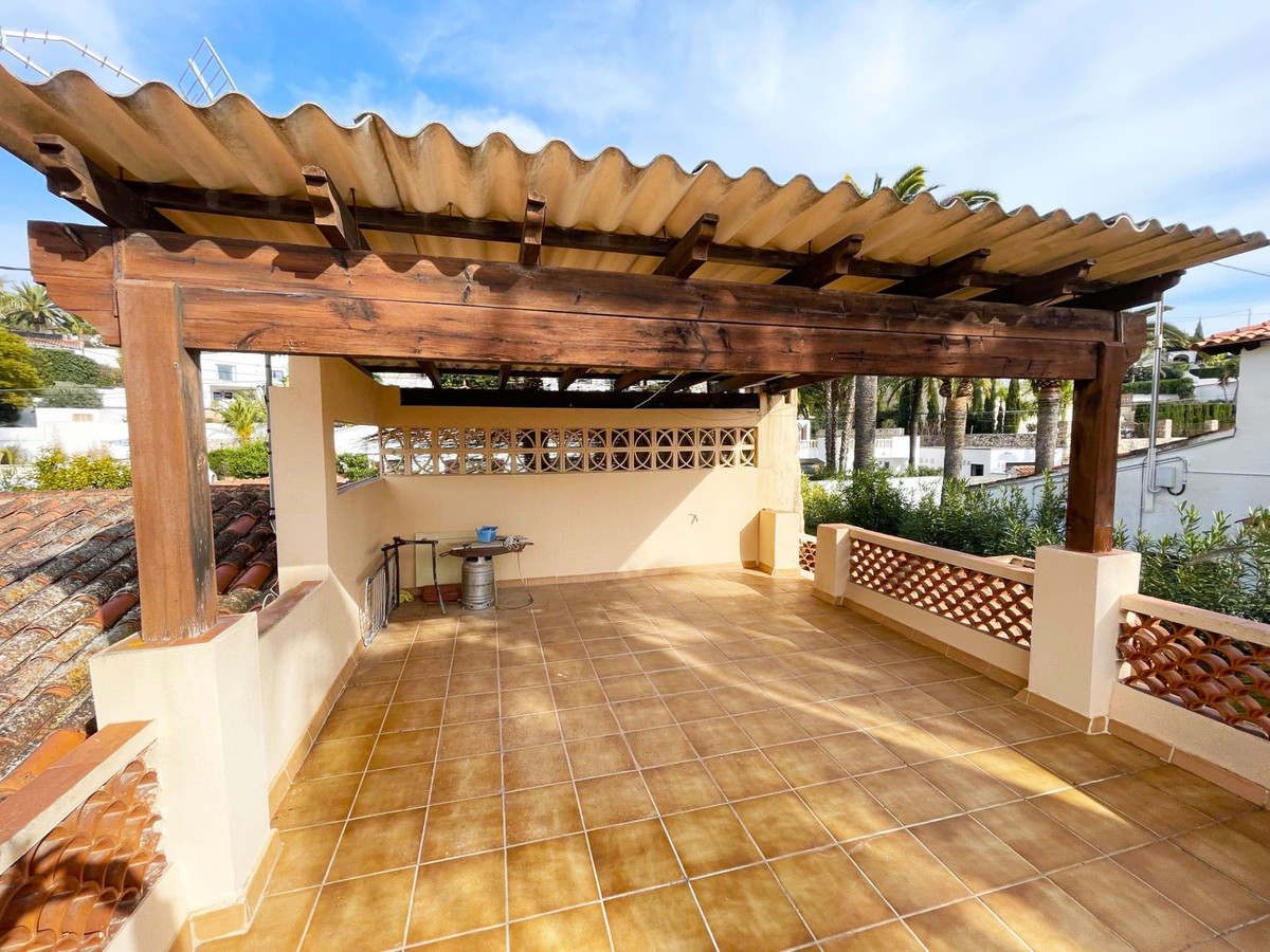 Se vende Villa - Chalet de 4 dormitorios en Costa Blanca, Alicante, España