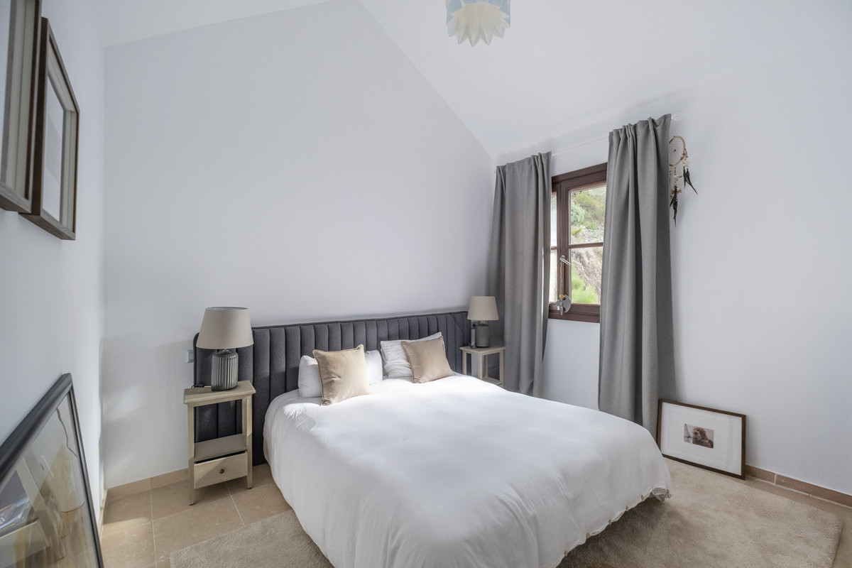 Se vende Villa - Chalet de 6 dormitorios en Costa Del Sol, Málaga, España