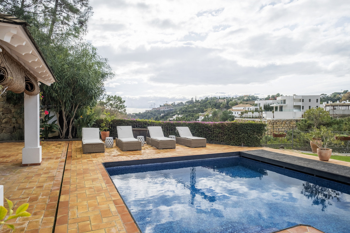Se vende Villa - Chalet de 6 dormitorios en Costa Del Sol, Málaga, España