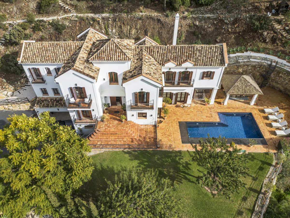 Se vende Villa - Chalet de 6 dormitorios en Costa Del Sol, Málaga, España