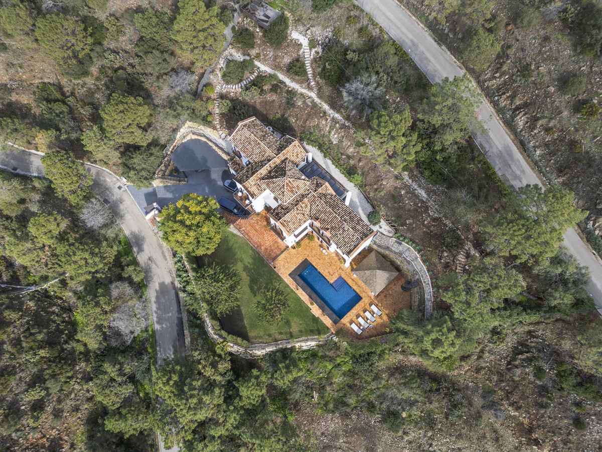 Se vende Villa - Chalet de 6 dormitorios en Costa Del Sol, Málaga, España
