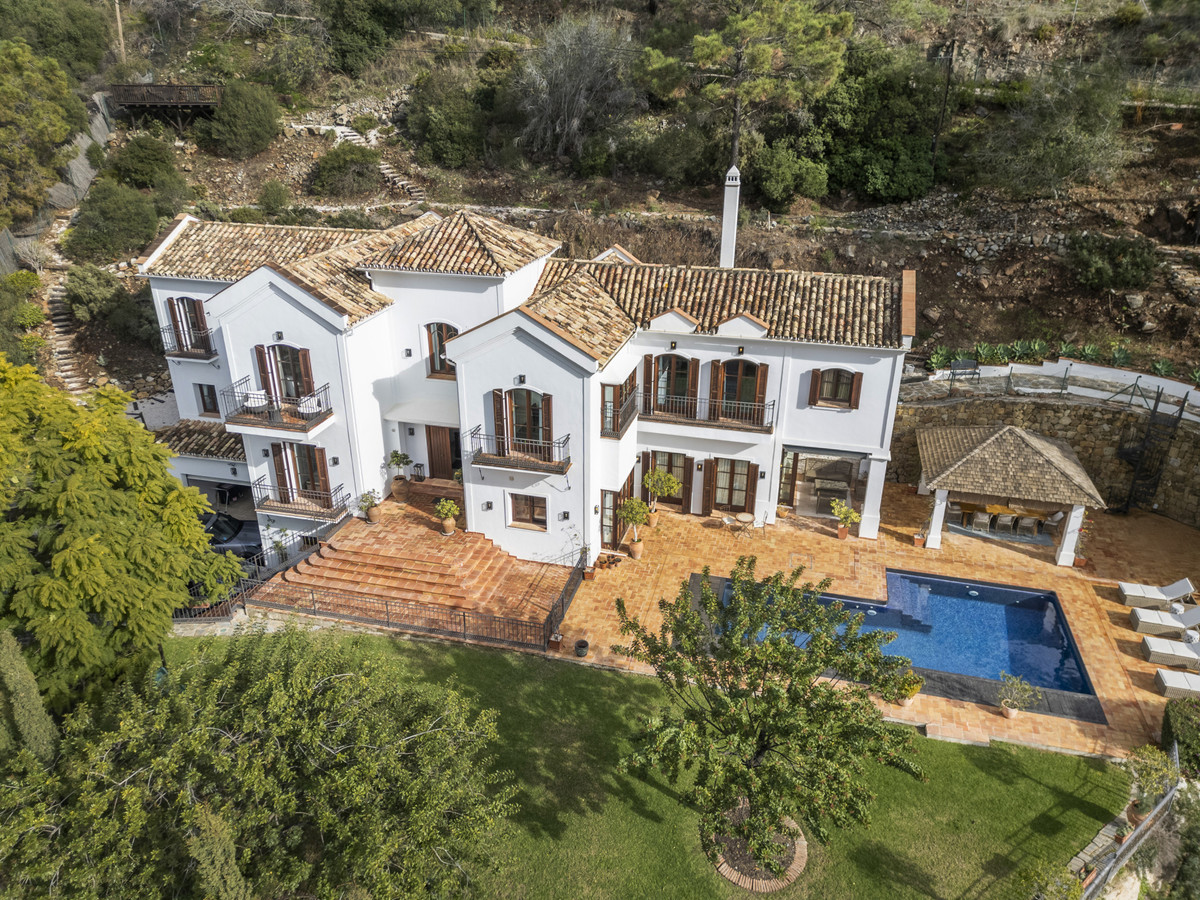 Se vende Villa - Chalet de 6 dormitorios en Costa Del Sol, Málaga, España