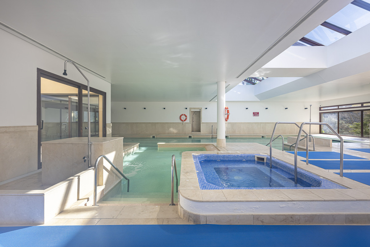 Se vende Apartamento Planta Baja de 2 dormitorios en Costa Del Sol, Cadiz, España