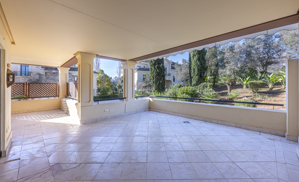 Se vende Apartamento Planta Baja de 2 dormitorios en Costa Del Sol, Cadiz, España