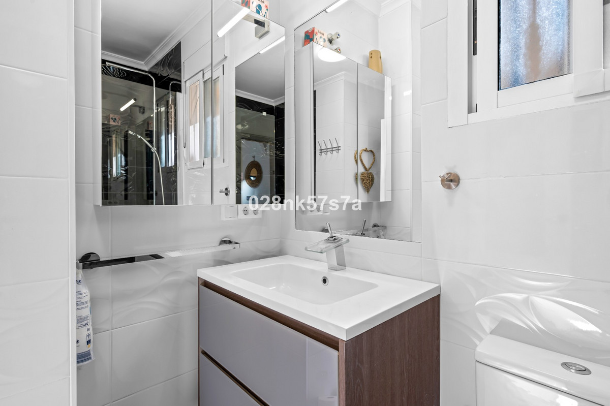 3 Bed Townhouse for sale in Urbanización El Raso Costa Blanca, Alicante, Spain