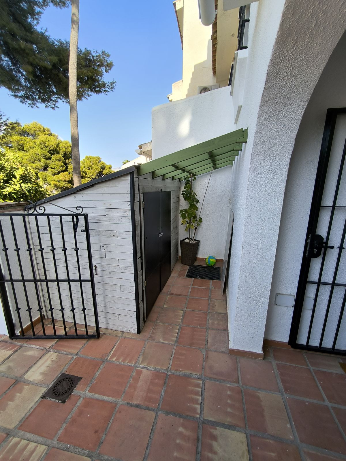 Se vende Pareada de 3 dormitorios en Costa Del Sol, Málaga, España