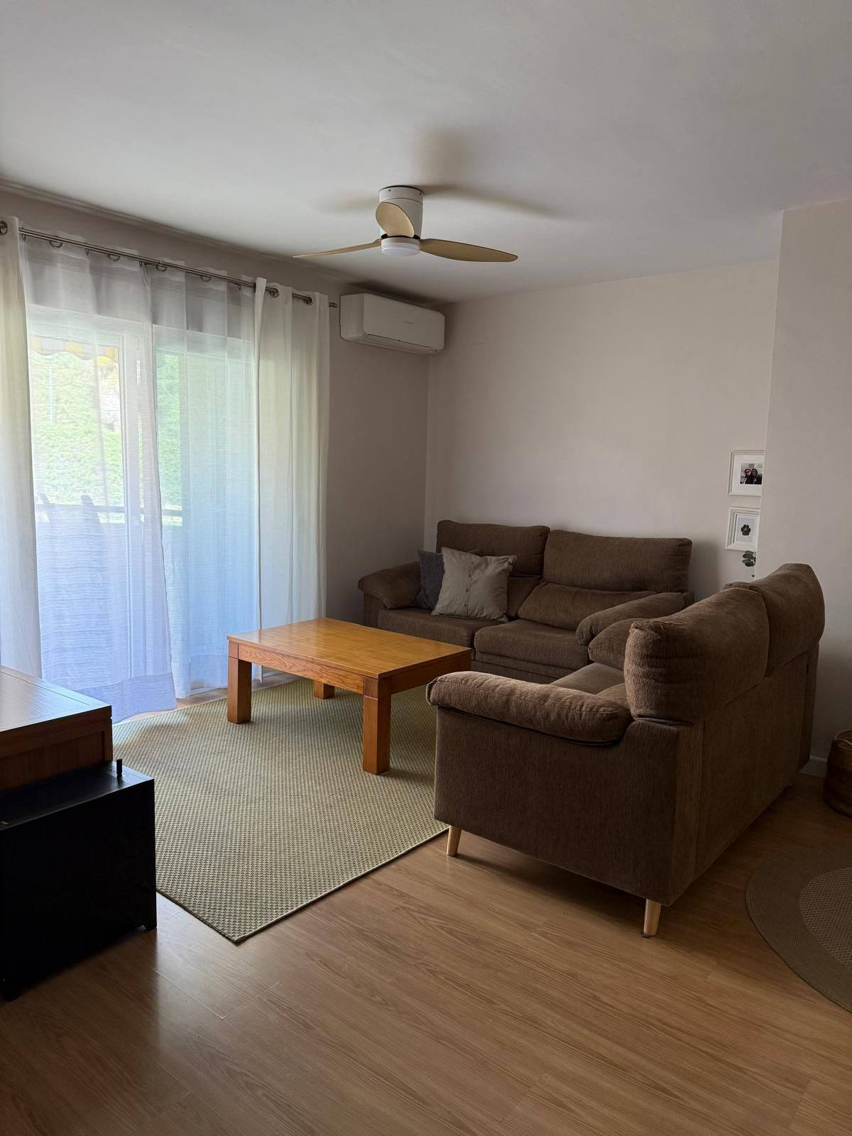 Se vende Apartamento Planta Media de 3 dormitorios en Costa Del Sol, Málaga, España