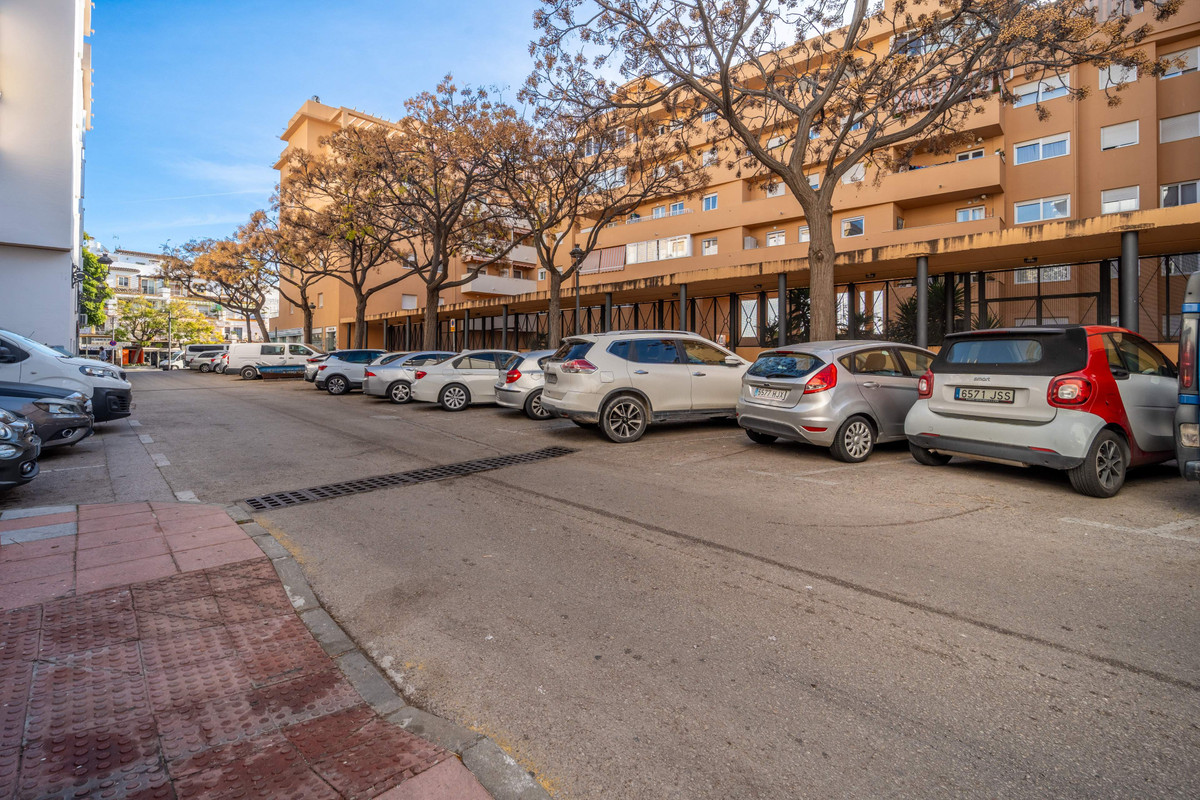 Se vende Local comercial  en Costa Del Sol, Málaga, España
