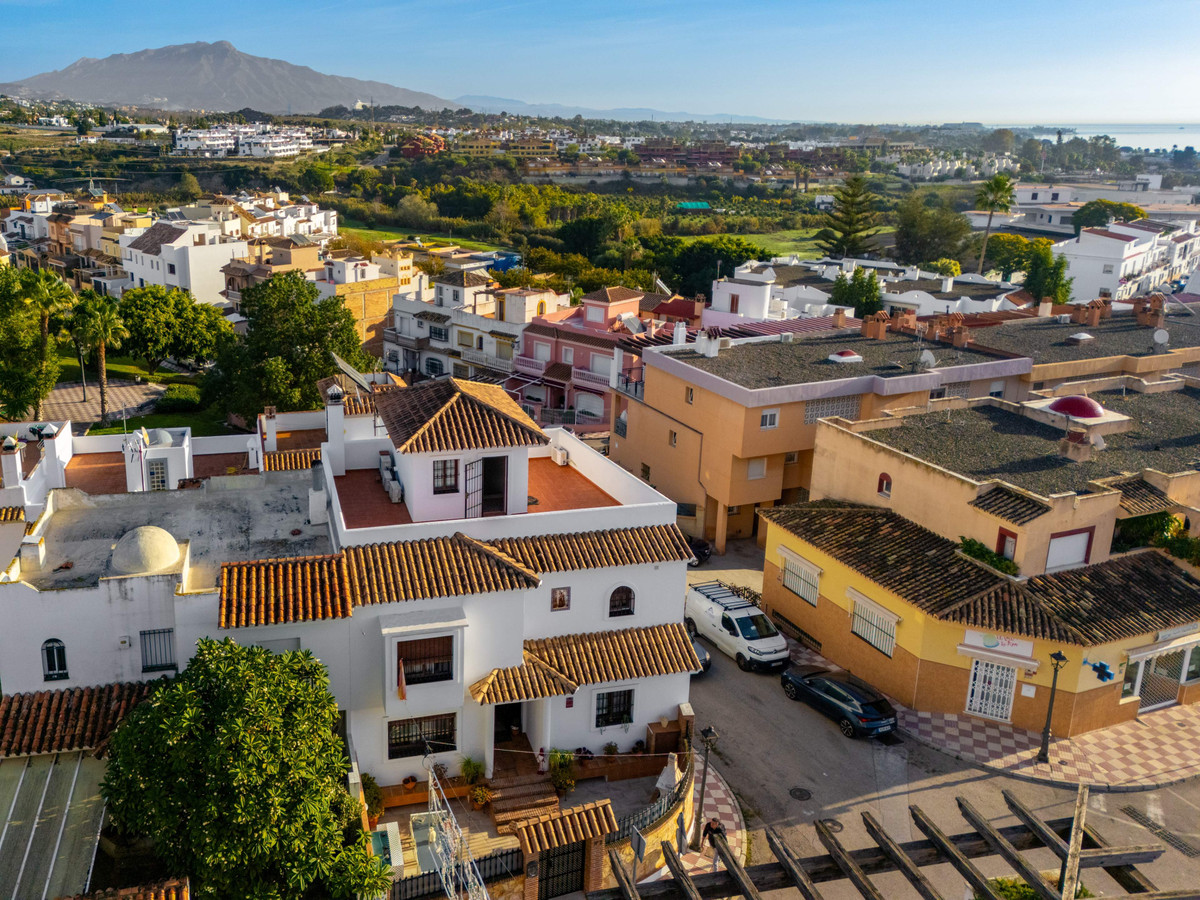 3 Bed Townhouse for sale in Estepona Costa Del Sol, Málaga, Spain