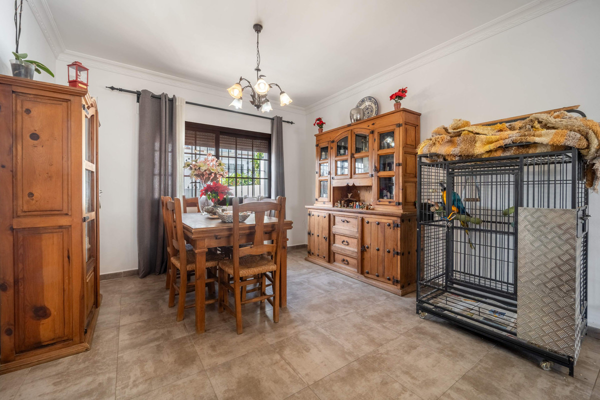3 Bed Townhouse for sale in Estepona Costa Del Sol, Málaga, Spain
